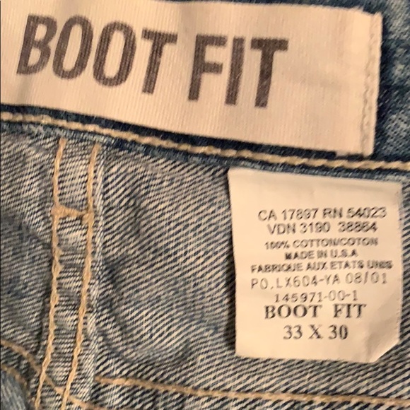 GAP BOOT FIT BLUE JEANS. SIZE 33” X 30”. - Picture 6 of 11